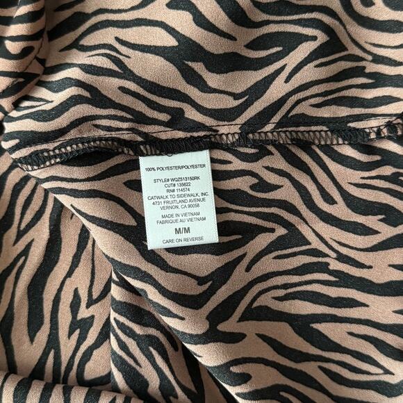 Pleione Patterned Long Sleeve Button-up Shirt in Mauve Black Swirl Size M - Picture 5 of 7